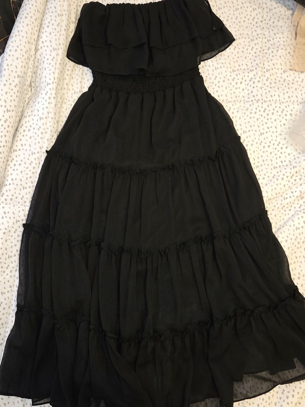 Black Tiered Strapless Maxi Dress